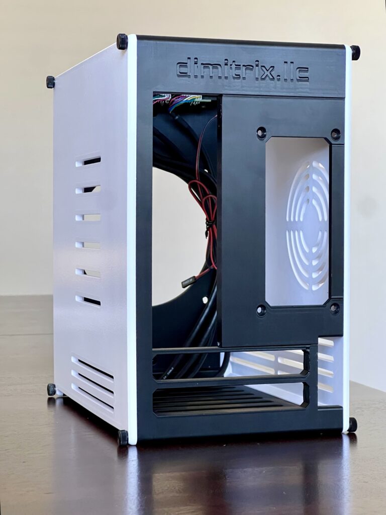 Mini Mighty Rig, Black and White — case, back, left-side view