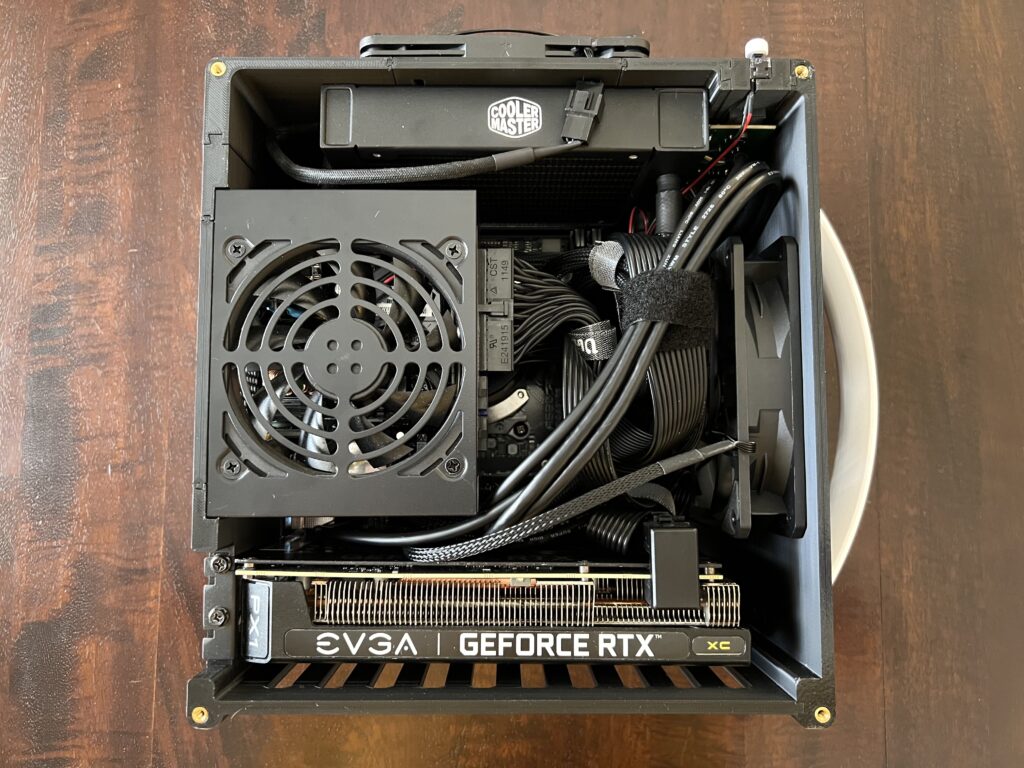 Mini Mighty Rig, Black and White — disassembly, step 1